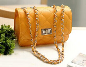 Fashion new handbags High quality PU leather Women bag Small incense wind chain Lozenge Shoulder bag Lock Stereotypes lattice